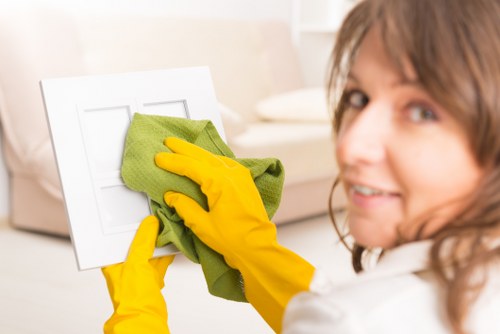 Office and commercial cleaning in E11